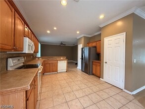 Building Photo - 8360 Silver Birch Way