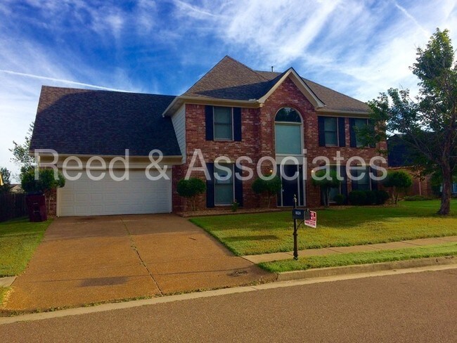 Building Photo - 10224 Woodland Hills Dr