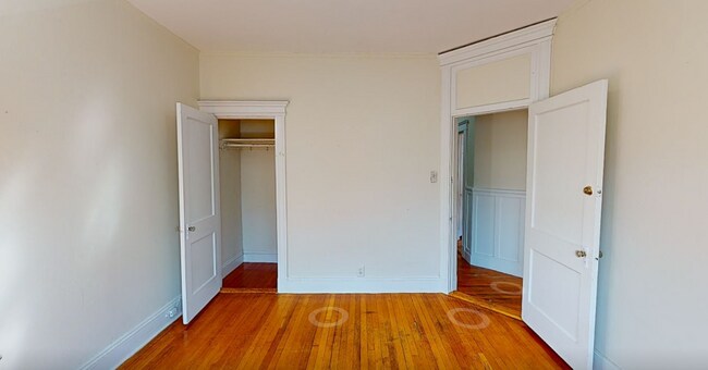 Foto del edificio - 1776 Beacon St