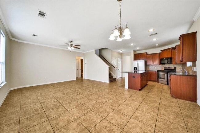 Building Photo - 15427 Cabot Ridge Ln
