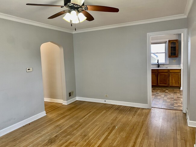 Building Photo - 1320 Highridge Pkwy