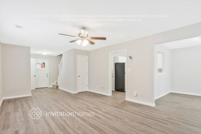 Foto del edificio - 3718 Oakwood Manor Ct