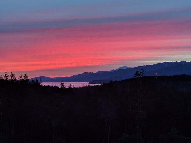 Breathtaking sunsets - 83 Octopus Ct