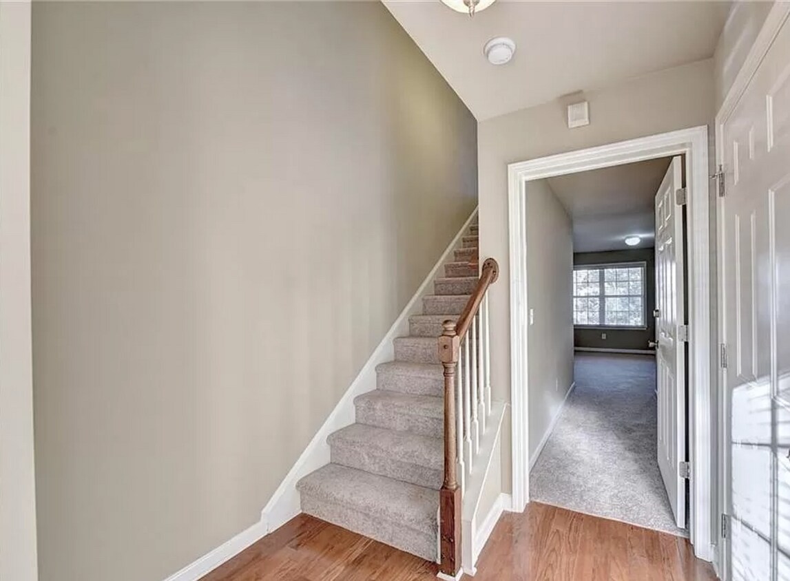 3790 Oxford Cir, Doraville, GA 30340 Townhome Rentals in Doraville GA