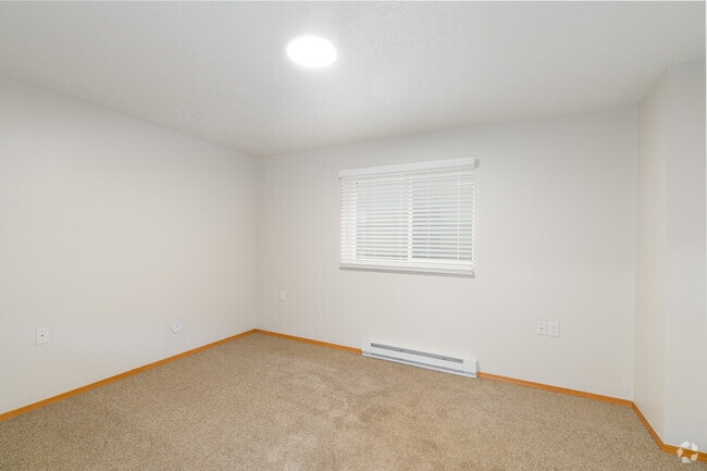 1BR, 1BA - 820SF - Bedroom - The Lusitano