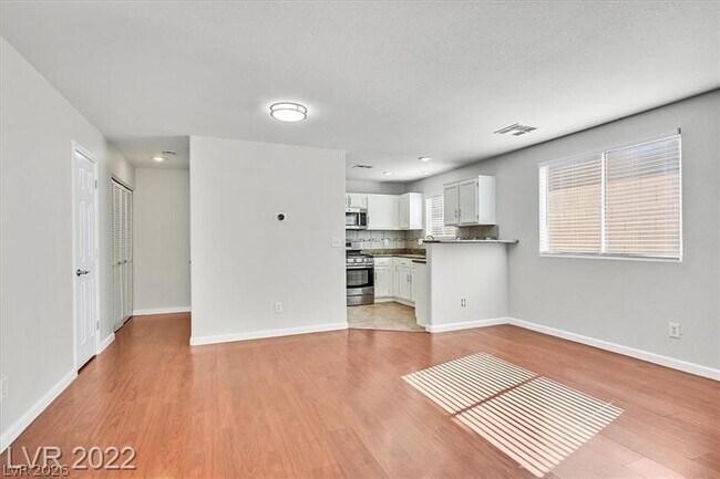 Building Photo - 3221 Fico Ave