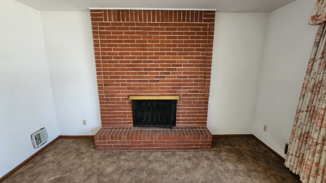 Building Photo - 18301 E 27th Terrace S