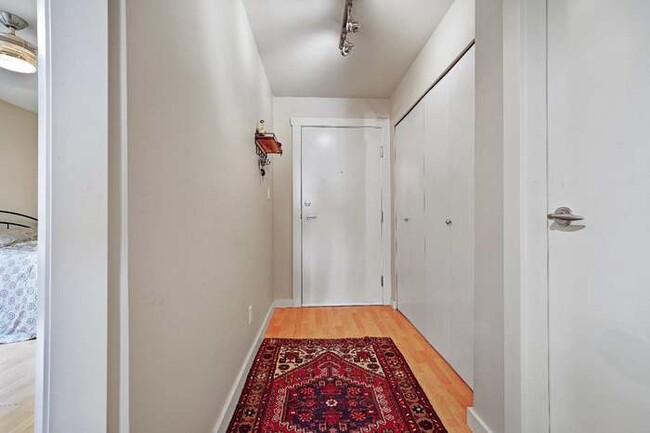 Photo du bâtiment - 615 Belmont St