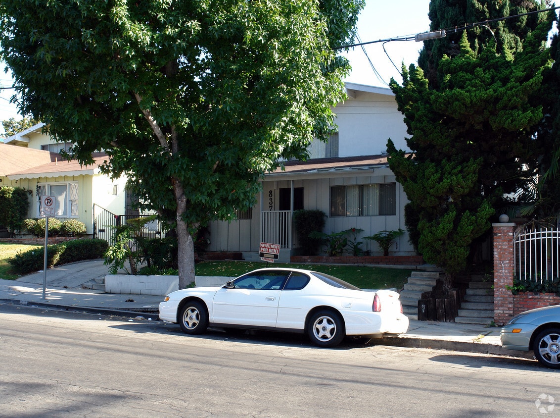 Primary Photo - 837 Victor Ave