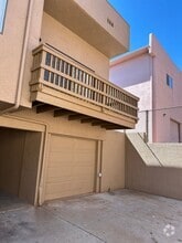 Building Photo - 155 Sugarloaf St