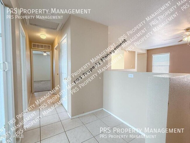 Foto del edificio - 1042 S Clancy Cir
