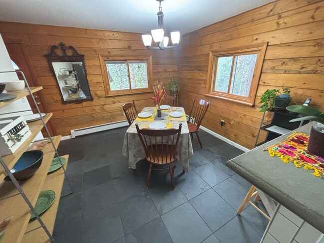 Foto del edificio - 456 Copperdale Ln