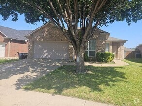 Building Photo - 2613 Evening Shade Dr