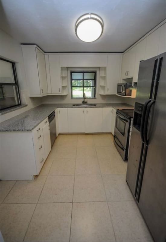 Photo - 194 Meridianna Dr House