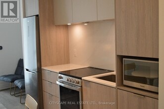 Building Photo - 70 Annie Craig Dr