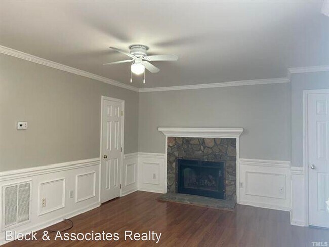 Foto del edificio - 3 br, 2.5 bath House - 8037 Perry Creek Road