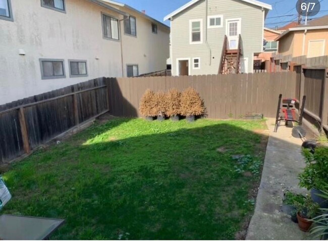 Backyard - 446 Commercial Ave