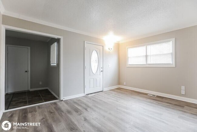 Foto del edificio - 9220 LEWIS AVE, KANSAS CITY, MO 64138
