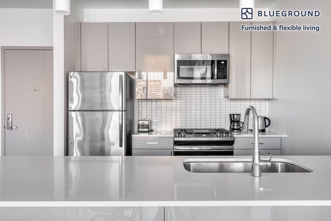 Foto del edificio - 808 W Van Buren St