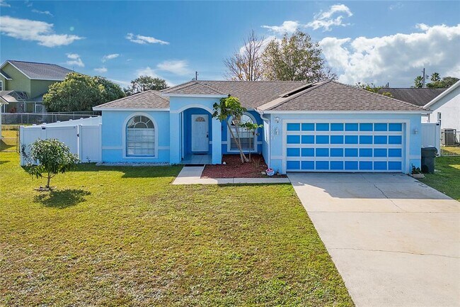 Foto del edificio - 320 Clearwater Ln