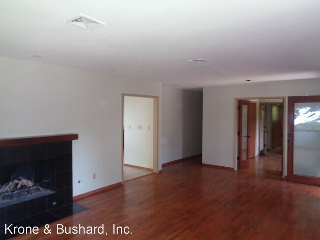 Building Photo - 3 br, 2 bath House - 1614 Yost Dr