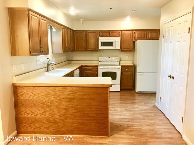 Building Photo - 1085 Rolling Point Ct