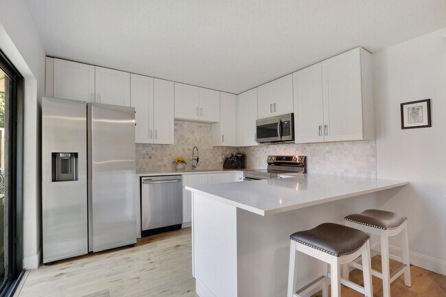 Foto del edificio - 1614 16th Ln