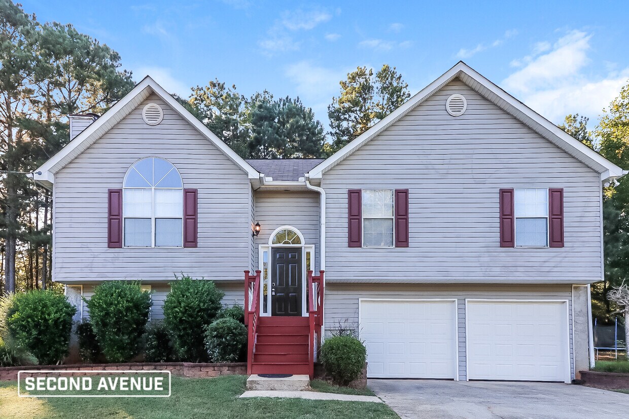 Primary Photo - 400 N Hickory Ln