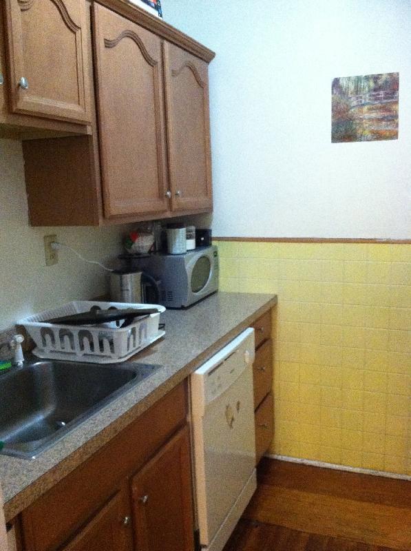 Building Photo - 21 Caldwell Ave