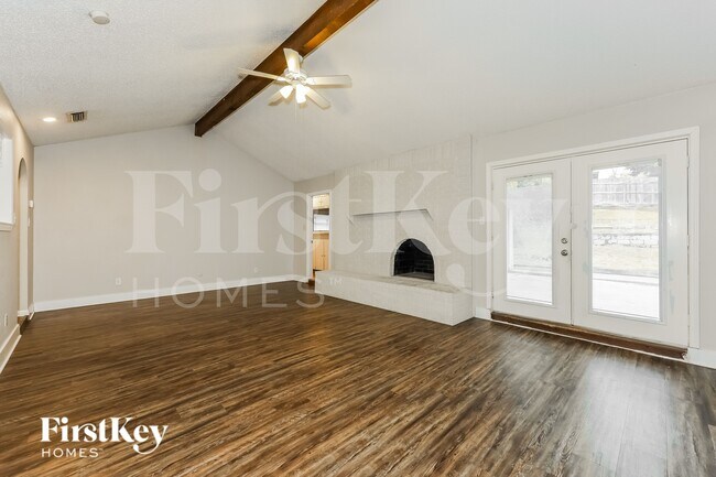 Foto del edificio - 3417 Willowcrest Dr