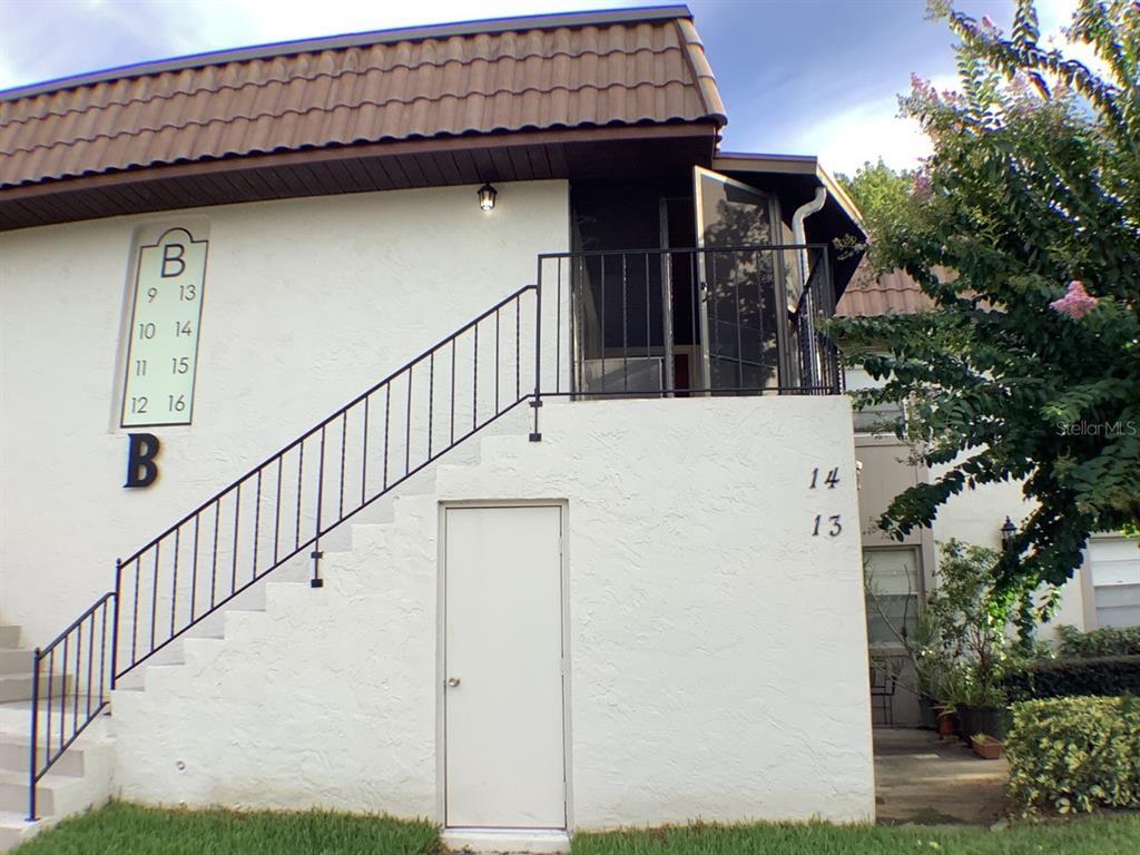 Primary Photo - 14 Windtree Ln