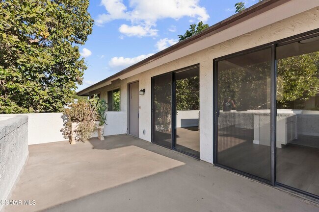 Foto del edificio - 1138 Landsburn Cir