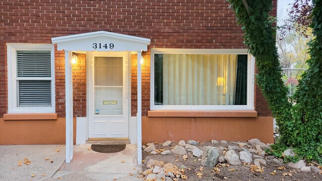 Building Photo - 3149 Gramercy Ave