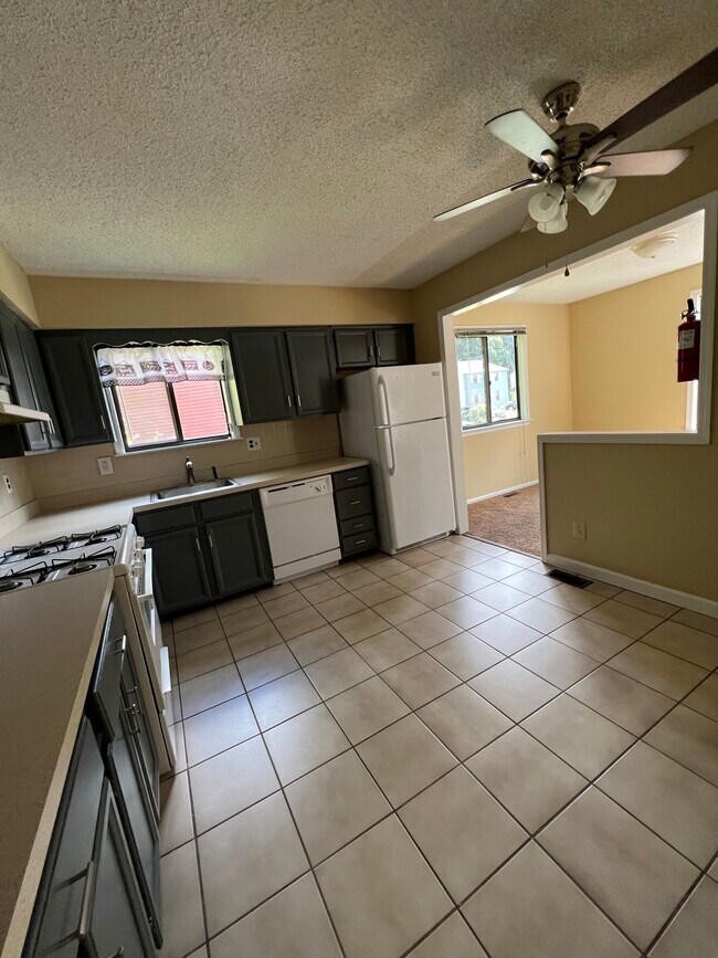 Foto del edificio - 31 Cottage Gate Rd