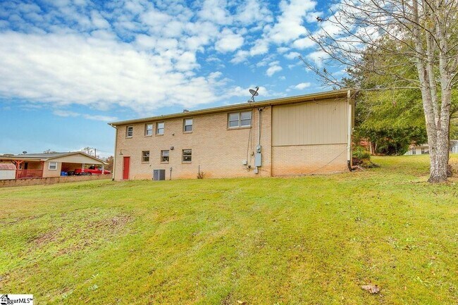 Back - 15 Theodore Dr