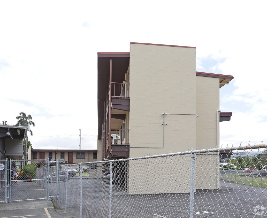 Building Photo - 963 Kilauea Ave