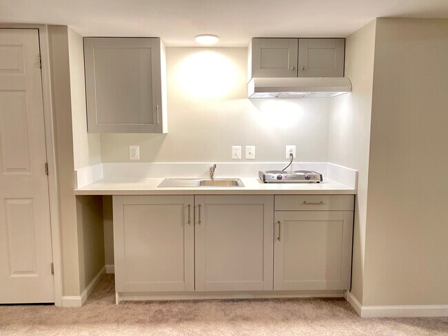 Upgraded kitchen area - 13244 Scottish Hunt Ln