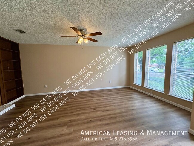 Building Photo - 908 Townwood-