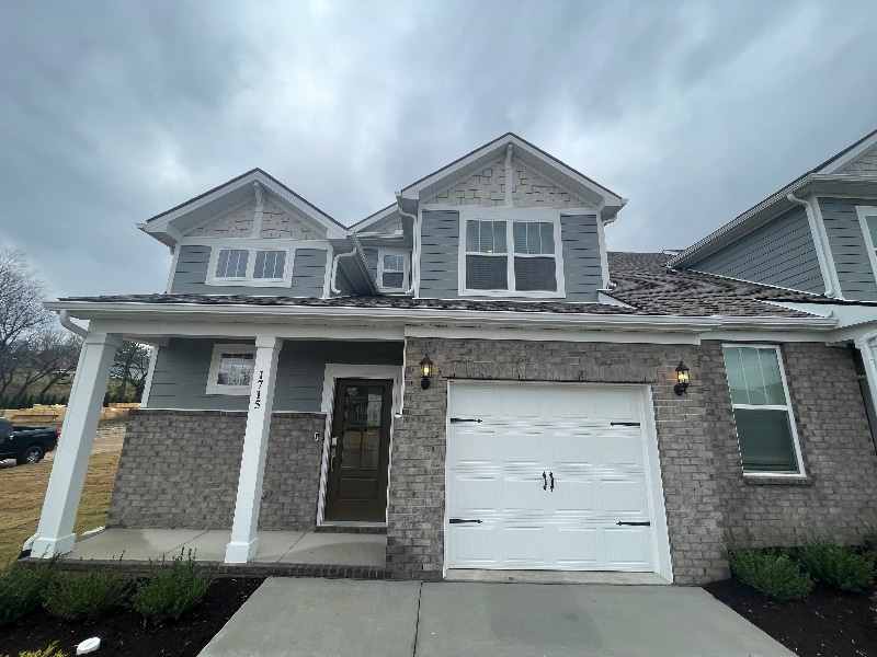 Primary Photo - 1715 Manuka Ln