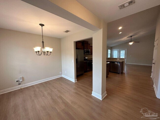 Building Photo - 5085 Teresa Dr