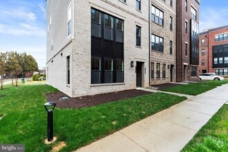 Building Photo - 7410 Backett Wood Ter