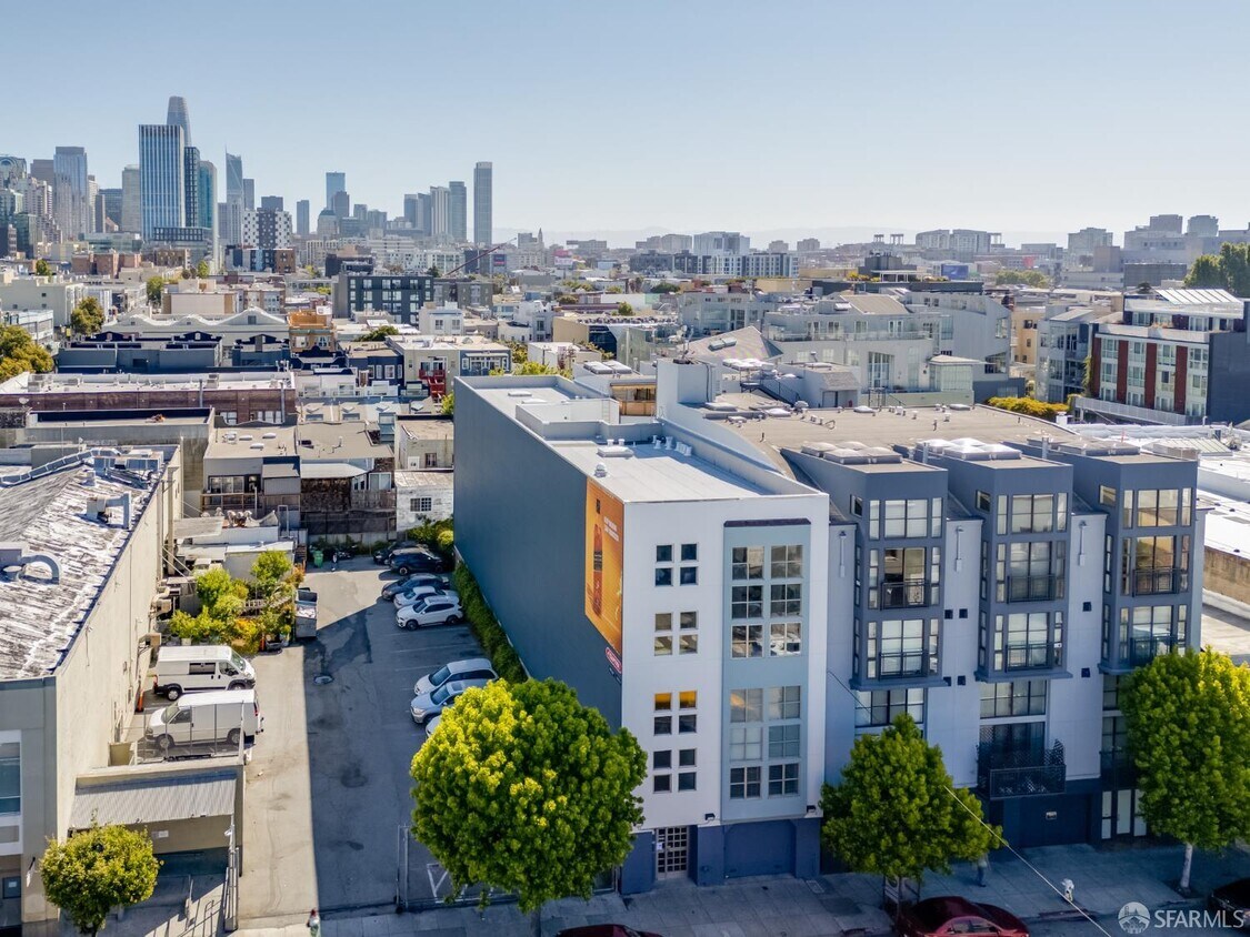Foto principal - 229 8th St