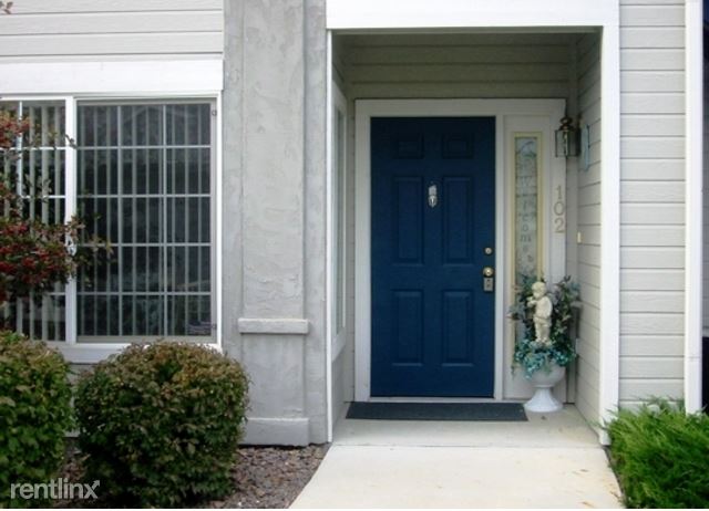 Primary Photo - 1166 Opal St