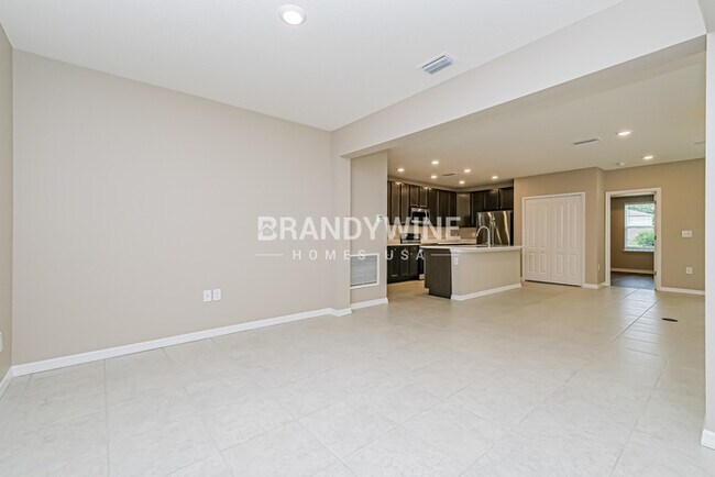 Building Photo - 11279 Redgate St