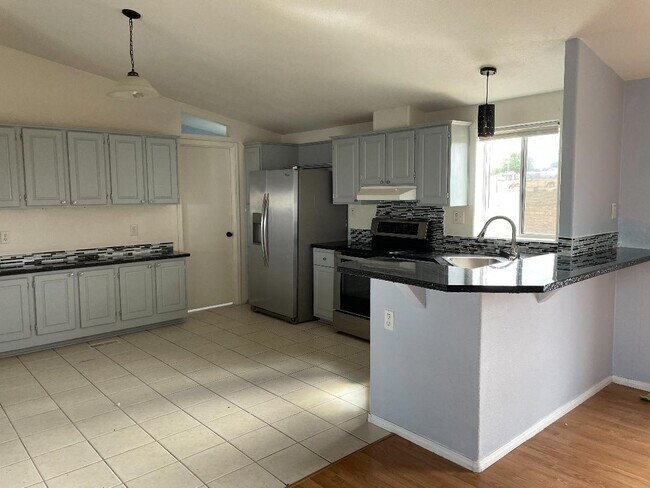 Foto del edificio - 1112 Liberty Ln