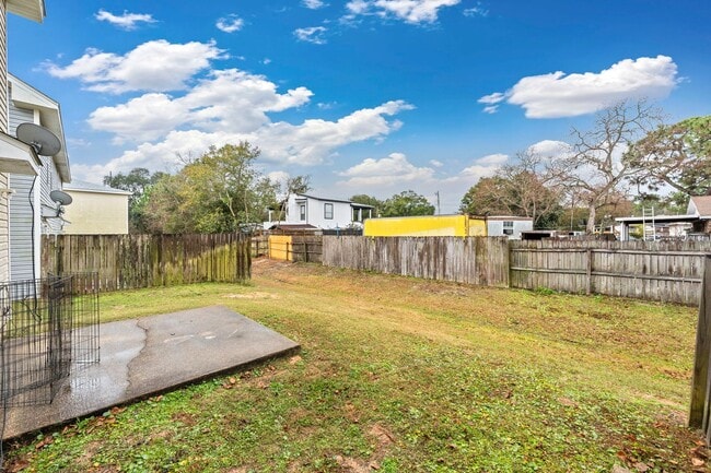 Foto del edificio - 3 Bedroom in Navarre!!