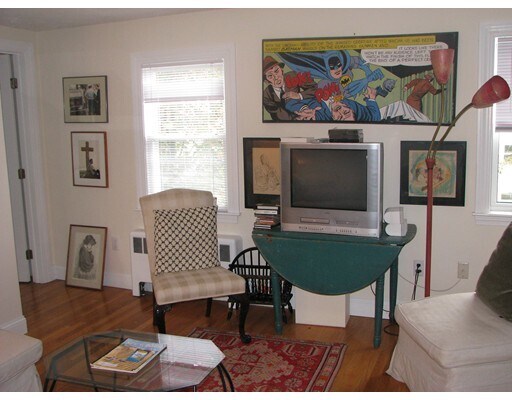 Building Photo - 5 Rocky Neck Ave