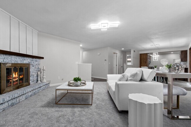 Foto del edificio - 3124 N Bluemound Dr