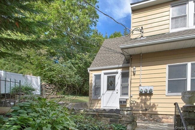 Building Photo - 128 Chatterton Pkwy