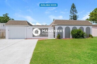 Building Photo - 5127 Reseda Dr